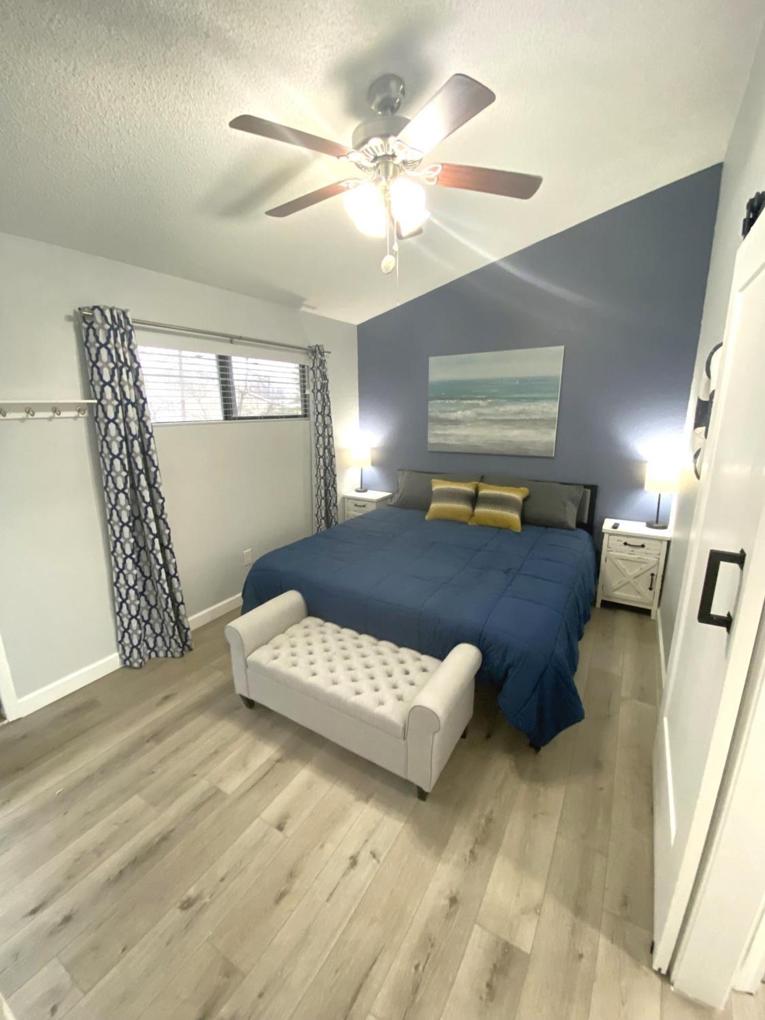 B Lakefront! Remodeled, Boat Slip, Patio Views, Pool, Boat Ramp, Wifi Осейдж-Бич Экстерьер фото