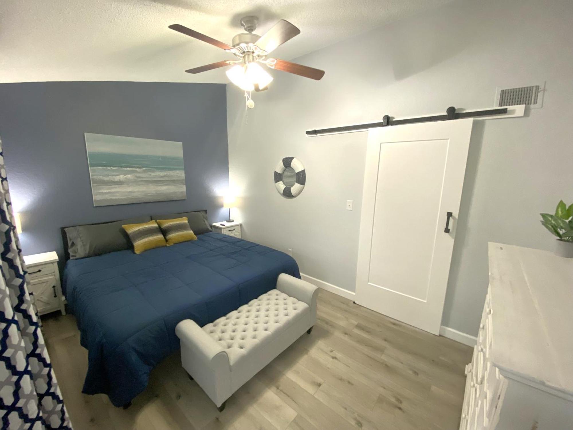B Lakefront! Remodeled, Boat Slip, Patio Views, Pool, Boat Ramp, Wifi Осейдж-Бич Экстерьер фото