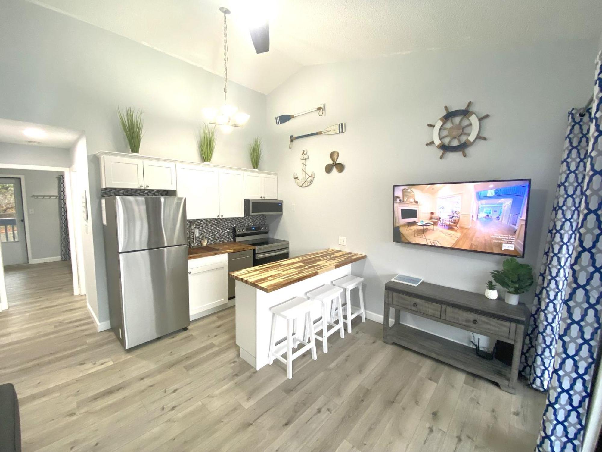 B Lakefront! Remodeled, Boat Slip, Patio Views, Pool, Boat Ramp, Wifi Осейдж-Бич Экстерьер фото