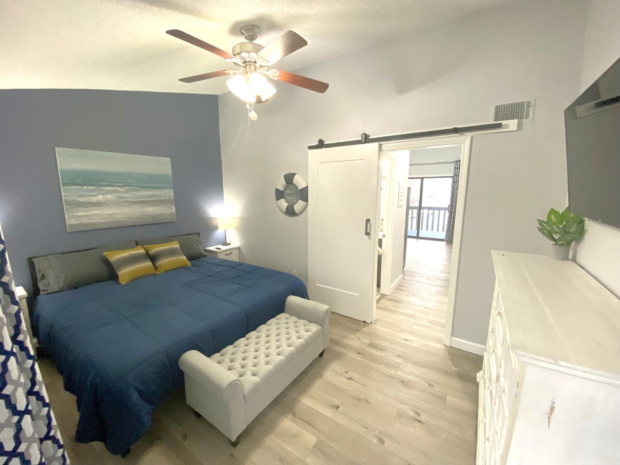 B Lakefront! Remodeled, Boat Slip, Patio Views, Pool, Boat Ramp, Wifi Осейдж-Бич Экстерьер фото