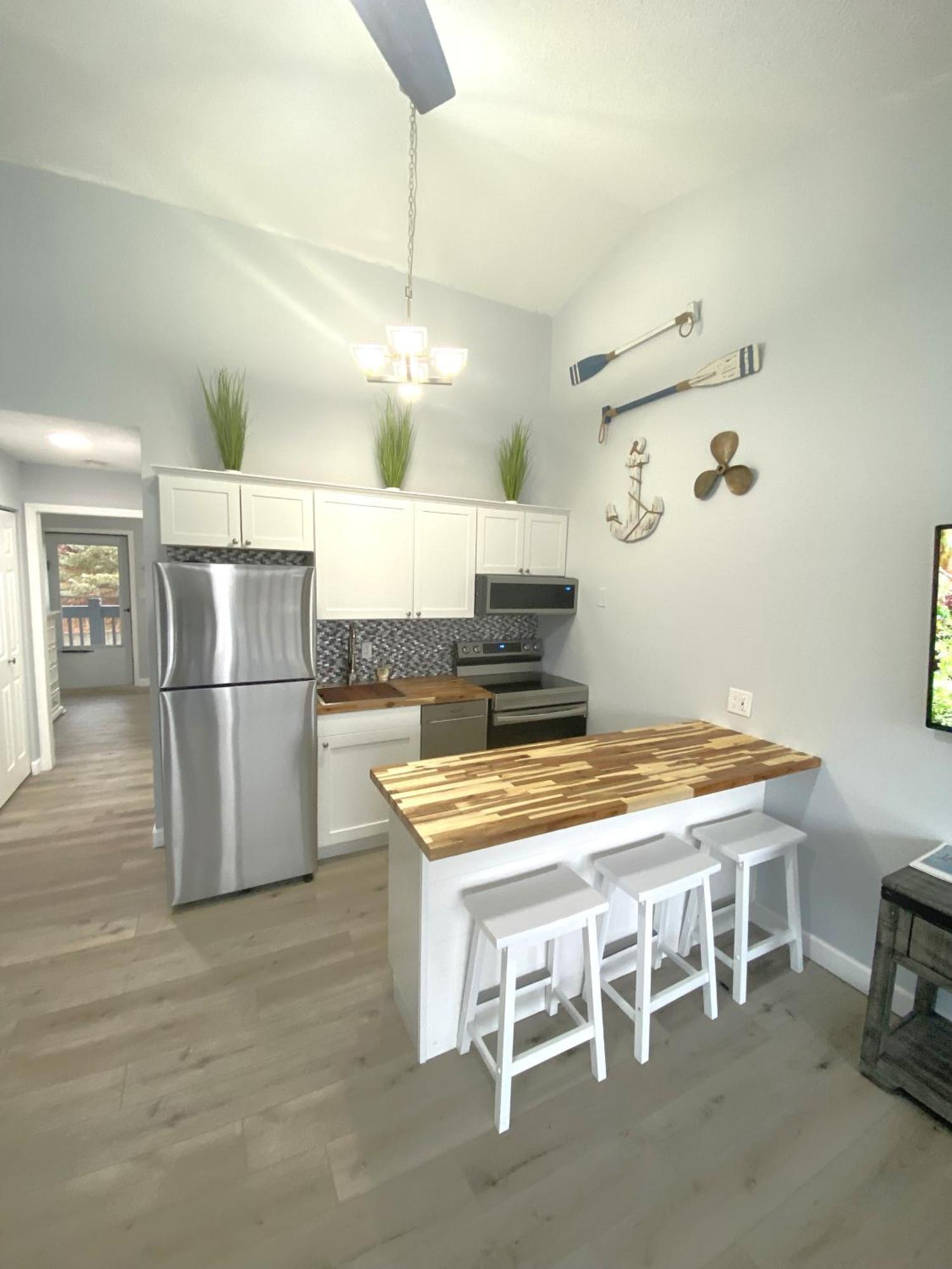 B Lakefront! Remodeled, Boat Slip, Patio Views, Pool, Boat Ramp, Wifi Осейдж-Бич Экстерьер фото