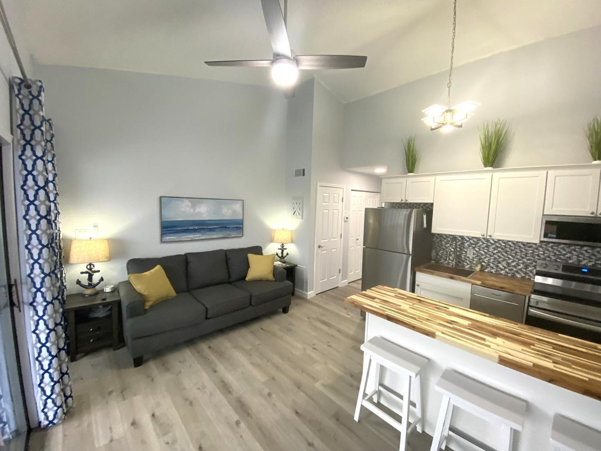 B Lakefront! Remodeled, Boat Slip, Patio Views, Pool, Boat Ramp, Wifi Осейдж-Бич Экстерьер фото