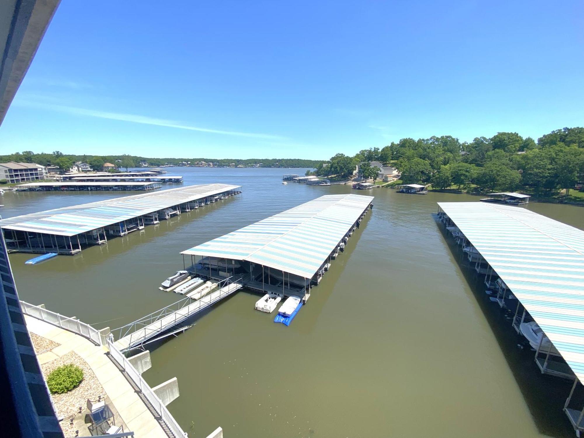B Lakefront! Remodeled, Boat Slip, Patio Views, Pool, Boat Ramp, Wifi Осейдж-Бич Экстерьер фото